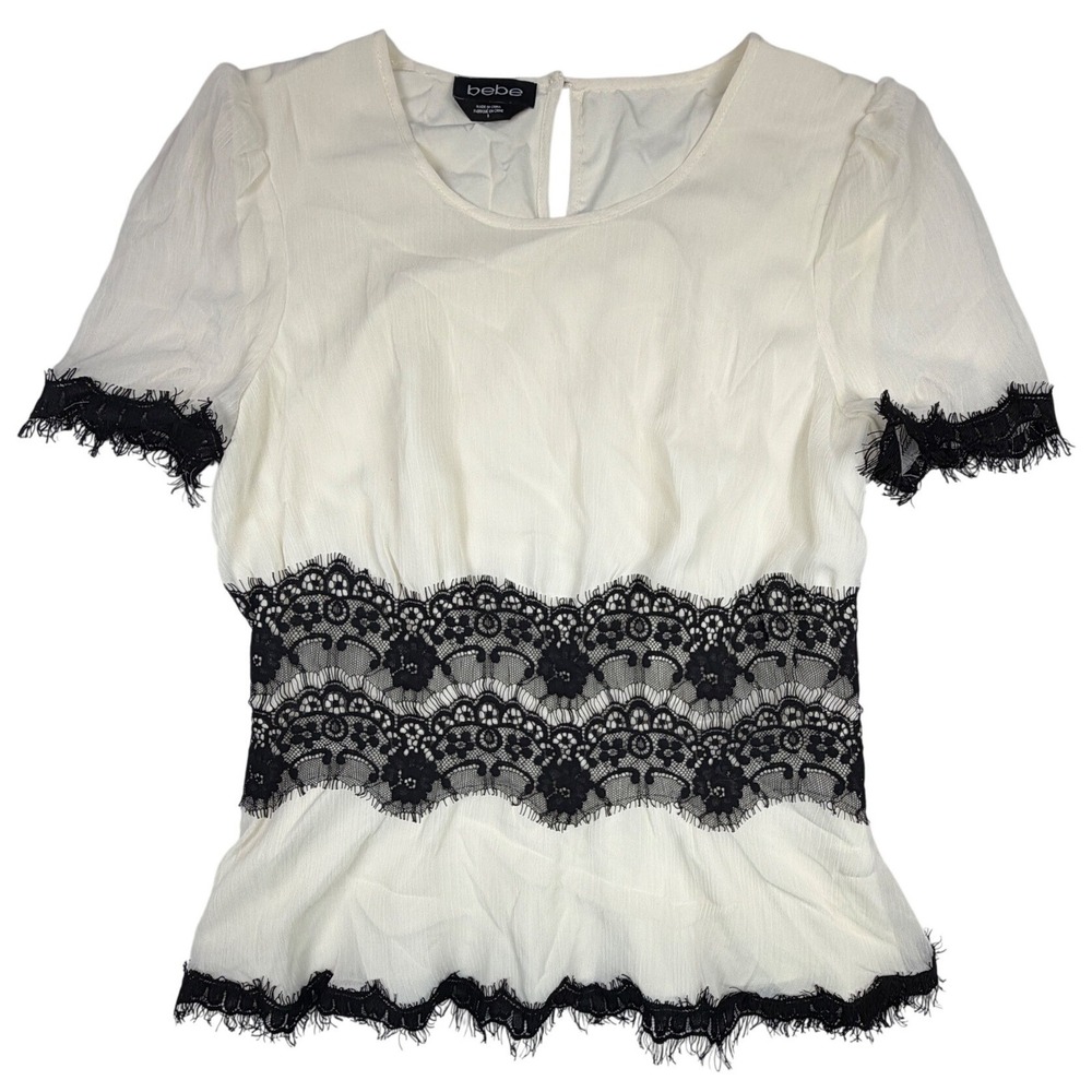 Bebe Ivory White Black Eyelash Lace Peplum Blouse Short Sleeve Top Size 8